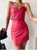Kapaklı asimetrik model deri etek pembe s240106 thumbnail 3