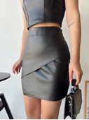 Kapaklı asimetrik model deri etek siyah s240106 thumbnail 2