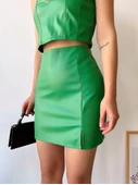 Tek yırtmaçlı arkadan fermuarlı deri etek yeşil s24475 thumbnail 5