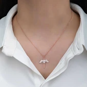 Gümüş Manolya Çiçeği Melek Kadın Kolye thumbnail 2