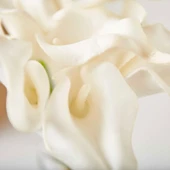 Dekoratif Yapay Gala Çiçeği thumbnail 3