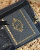 Hediyelik Termo Deri Yasin Seti – Örtü, Takke, Tesbih, Esans – Mevlit, Umre, Hac Hediyeliği thumbnail 7