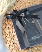 Hediyelik Termo Deri Yasin Seti – Örtü, Takke, Tesbih, Esans – Mevlit, Umre, Hac Hediyeliği thumbnail 6