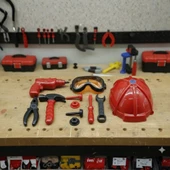 Meslek Setleri - Baretli Tamir Seti 11 Parça - Kırmızı - 2