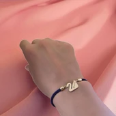 14 Ayar Altın Plakalı İsme Özel Kuğu Kuşu Motifli Lacivert İpek Örgülü Hediye Bileklik-618 thumbnail 2