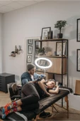 Yussraw Mega Boy Ring Light Youtuber Makyaj Güzellik 5500k 48w Kuaför Kit Çantalı Ve Kumandalı 18 Inç Işık - 1