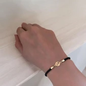 14 Ayar Altın Plakalı Harfe Özel Siyah Örgü İpli Yuvarlak Figürlü Hediye Bileklik-619 thumbnail 2