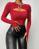 Kadın Uzun Kollu Bisiklet Yaka Göğüs Dekolteli Viskon Bluz thumbnail 1