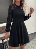 Kadın Uzun Kollu Dantelli Kloş Mini Ithal Krep Elbise thumbnail 2