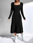 Kadın Uzun Kollu Kare Yaka Midi Kaşkorse Elbise thumbnail 4