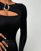 Kadın Uzun Kollu Bisiklet Yaka Göğüs Dekolteli Viskon Bluz thumbnail 2