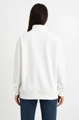 Üç İplik Dık Yaka Yarım Fermuarlı SweatShirt - Beyaz thumbnail 2