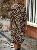 Kadın Uzun Kollu Yakalı önden Düğmeli Leopar Desenli Modal Midi Elbise thumbnail 3