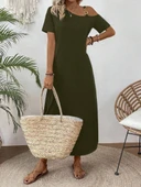 Kadın Tek Omuzdan Açık Toka Detaylı Yandan Yırtmaçlı Maksi Boy Viskon Elbise thumbnail 3