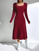 Kadın Uzun Kollu Kare Yaka Midi Kaşkorse Elbise thumbnail 5