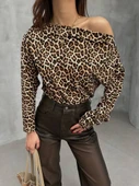 Kadın Leopar Desenli Düşük Omuzlu Bluz thumbnail 1