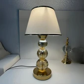 Mooncher Cam Gövdeli Gold Metal Abajur Altın Şeritli Krem Kumaş Başlık Gece Lambası thumbnail 2