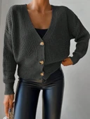 Lucky Life Kadın Uzun Kollu Düğme Detay Triko Bluz thumbnail 1