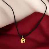 14 Ayar Altın Plakalı Harfe Özel Siyah Bağlıklı Ev Motifli Hediyelik Kolye-631 thumbnail 1