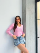 V yaka çizgili bluz pembe thumbnail 4