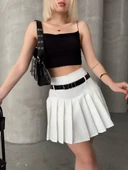 Kemerli piliseli şort etek beyaz s25305 thumbnail 5