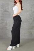 Kadın Bol Paça Rahat Kalıp Beli Lastikli Salaş Pantolon thumbnail 5