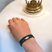 14 Ayar Altın Plakalı Harfe Özel Hakiki Koyu Yeşil Derili Taç Motifli Hediye Bileklik-641 thumbnail 2