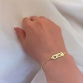 14 Ayar Altın Plakalı Harfe Özel Altın Renkli Zincirli Kelebek Motifli Hediye Bileklik-643 thumbnail 2