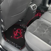 Romantik Kalp Desenli Kadınlara Özel Taşlı Lüks Oto Paspas Takımı - Kırmızı Nakışlı Lüks Araç Paspas thumbnail 5