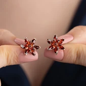 925 Ayar Gümüş Kırmızı Taşlı Lotus Çiçeği Küpe thumbnail 1