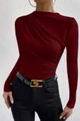Kadın Bordo Belden ve Boyundan Büzgü Detaylı Uzun Kollu Bluz thumbnail 4