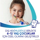 Sensodyne Kids 6 Yaş ve Üzeri Soft Diş Fırçası thumbnail 3