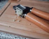 Kayın Saplı Paslanmaz Çelik Sarımsak Ezici - 1