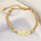 14 Ayar Altın Plakalı Harfe Özel Gülüş ve Hüzün Maskeli Hasır Kordonlu Hediye Bileklik-681 thumbnail 1