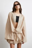 Geniş Kol Önden Bağlamalı Bluz Bej thumbnail 2