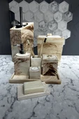 11 Parça Mermer Desenli Beton Banyo Seti Katı Sıvı Sabunluk Mumluk Pamukluk Çöp Kovası Tepsi thumbnail 3