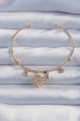 Pirinç Altın Renk Zirkon Taşlı Yonca Model Charm Bileklik - TJ-BB6327 - 1