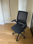 Yağmur Ofis Katlanır Kollu Çalışma Sandalyesi MONTAJLI Ofis ve Bilgisayar Koltuğu Siyah Kol Siyah Kumaş - 1