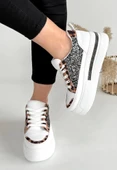 Lawin Beyaz Cilt Siyah Simli Bağcıklı Spor Ayakkabı thumbnail 3