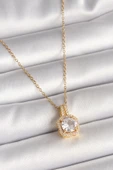 316L Çelik Gold Renk Zincir Zirkon Taşlı Kare Model Kadın Kolye - TJ-BKO9956 thumbnail 1