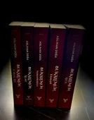 Bukalemun Serisi- Aslıhan Doğa- Theseus Yayınevi- (Bukalemun: Çakal Avı- Alaz- Yamandağlı- Yaman- Ateş) thumbnail 1