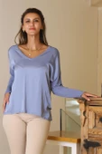 V YAKA UZUN KOLLU MAVİ  KADIN BLUZ 797303-2Y5 thumbnail 3