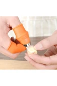 Pratik Baş Parmak Koruyucu Tırnak Eldiven Sebze Meyve Soyma Kesme Ayıklayıcı Aparatı 1 Adet thumbnail 3
