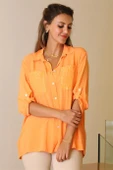 CEPLERİ PUL İŞLEMELİ ORANJ KADIN GÖMLEK  13-2Y5 thumbnail 3