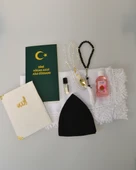 Dini Nikah Seti – Kurdeleli Özel Kutu | Dini Nikah Defteri, Kadife Yasin, Gelin Başörtüsü, Kristal Tesbih, Gül Suyu, Takke, Esans thumbnail 1