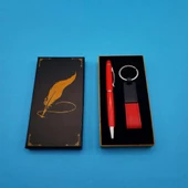 MDB Kutulu Kırmızı Deri Anahtarlık ve Touchpen Tükenmez Kalem Hediye Seti thumbnail 2
