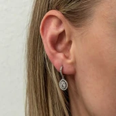 Gümüş Oval Taşlı Sallantılı Küpe thumbnail 4