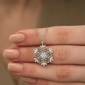 925 Ayar Gümüş Kar Tanesi Kadın Gümüş Kolye thumbnail 3