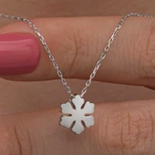 925 Ayar Gümüş Minimal Kar Tanesi Kadın Kolye thumbnail 1