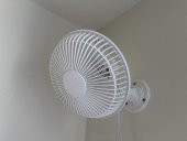 Lasko 6-Inç Fan Duvarı Tutucu Plastik Aparat - 1